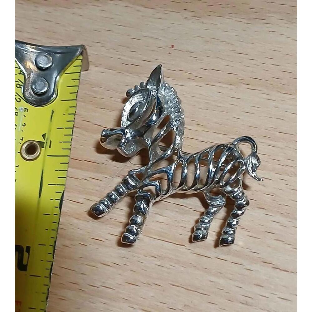 Monet Zebra Silver Tone Brooch Pin - Picture 3 of 5